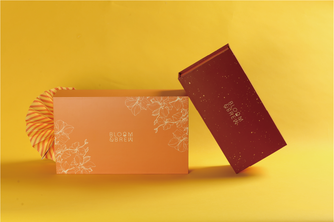 sleeved rigib box display