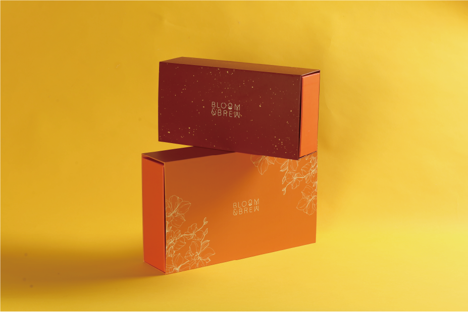 sleeved rigib box display