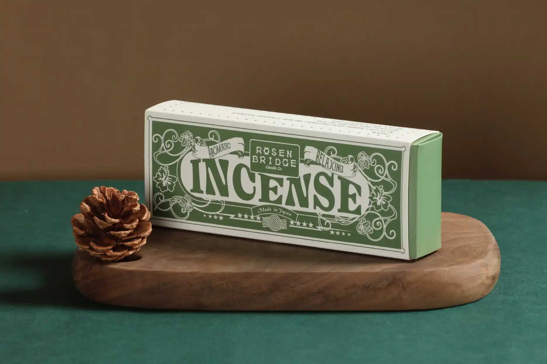 the display of sleeved folding box packaging design