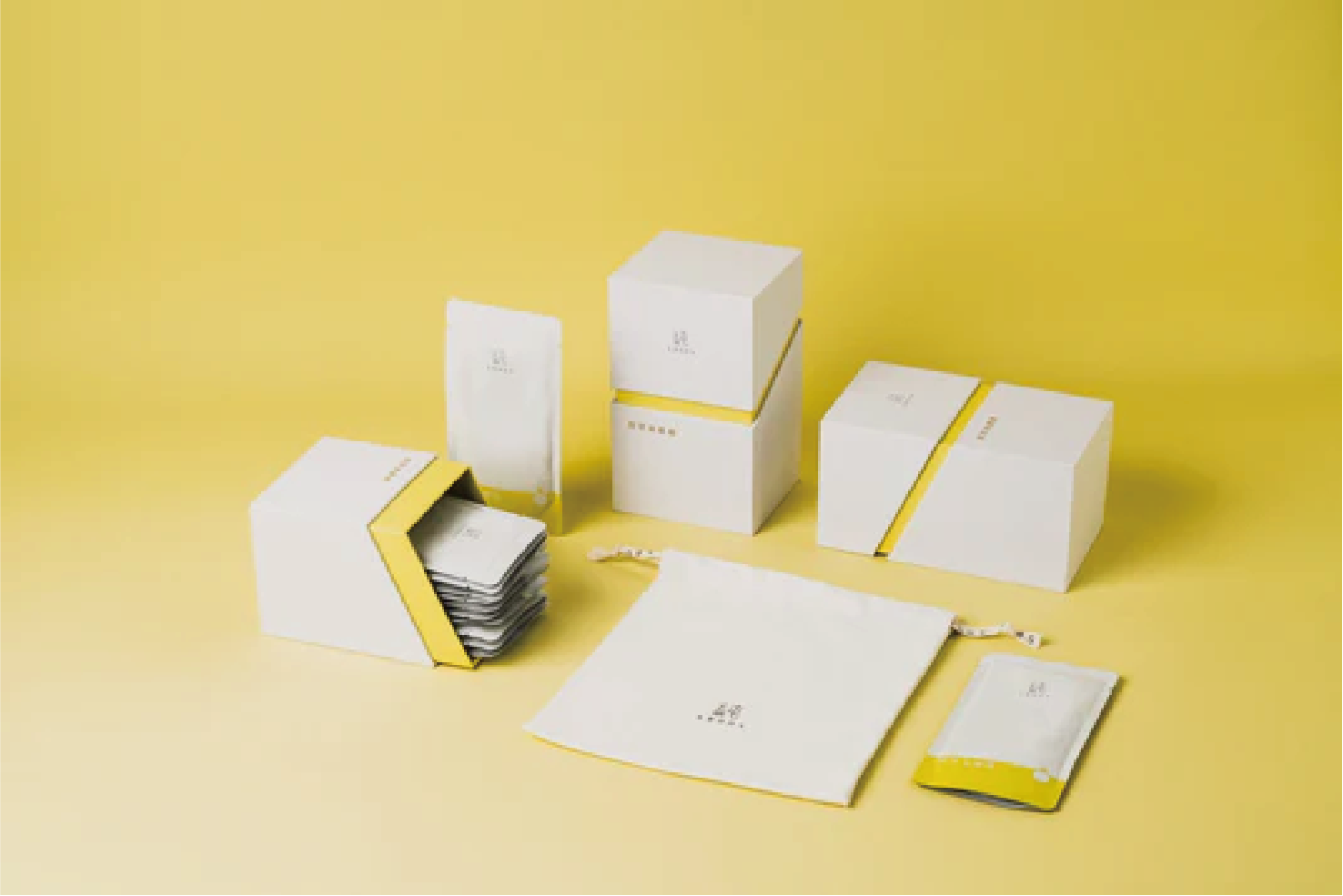 Gift box packaging with Seon's products
