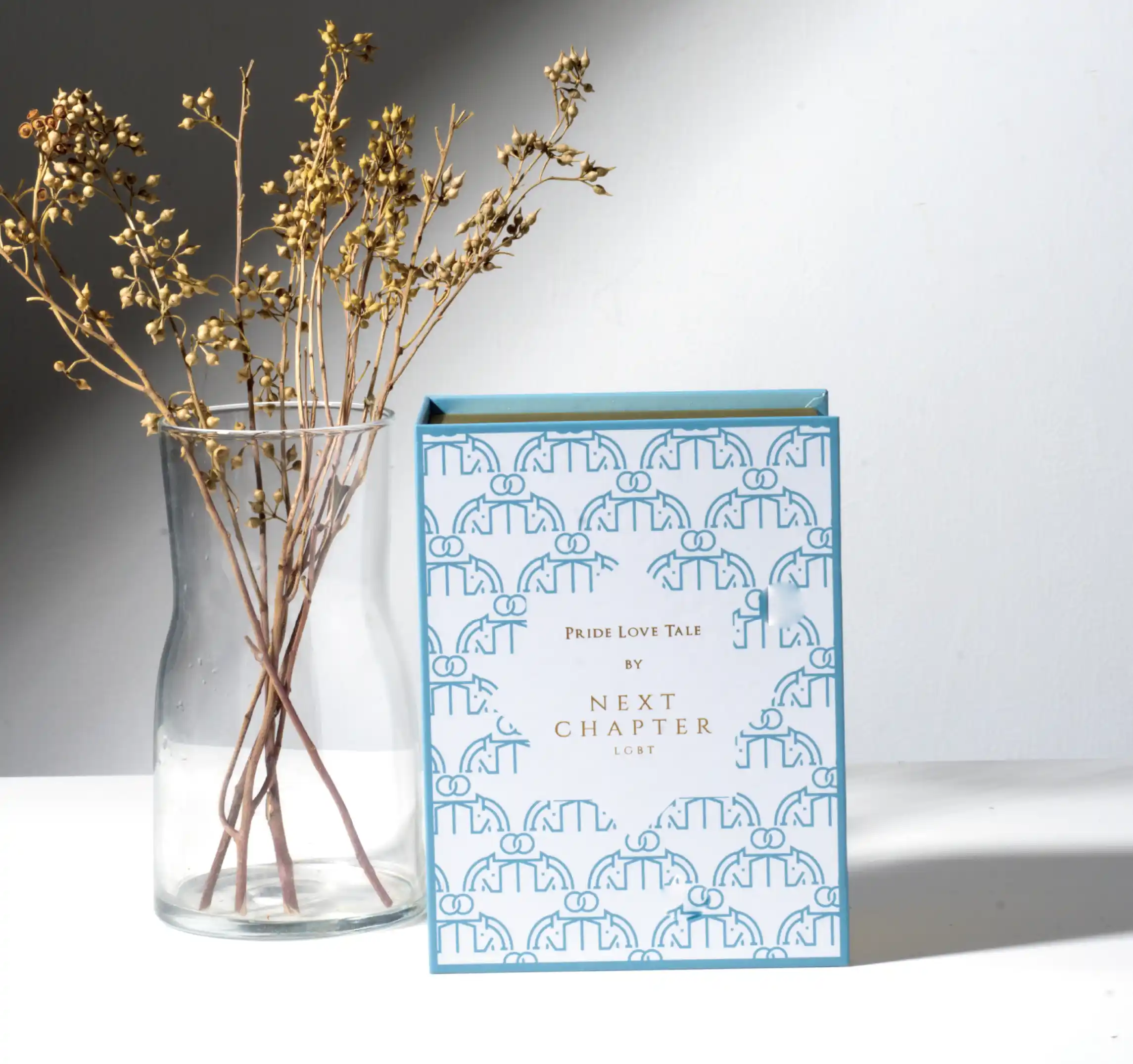 Magnetic Book-Shaped Rigid Box and some plants