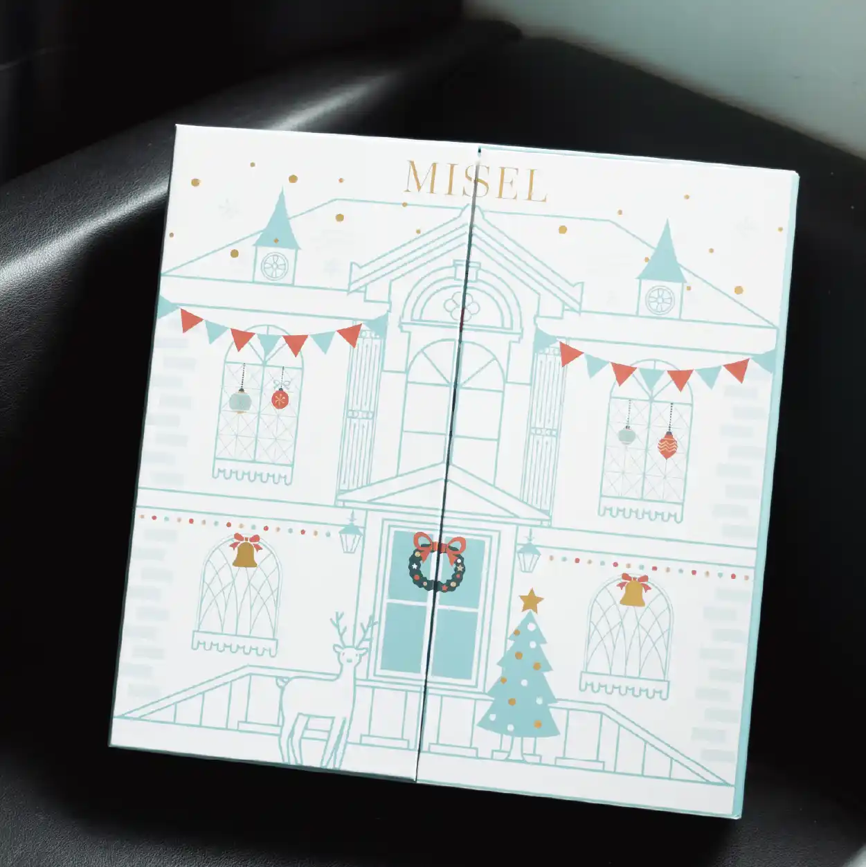 Misel訂製的聖誕禮盒設計元素的磁石書型硬盒