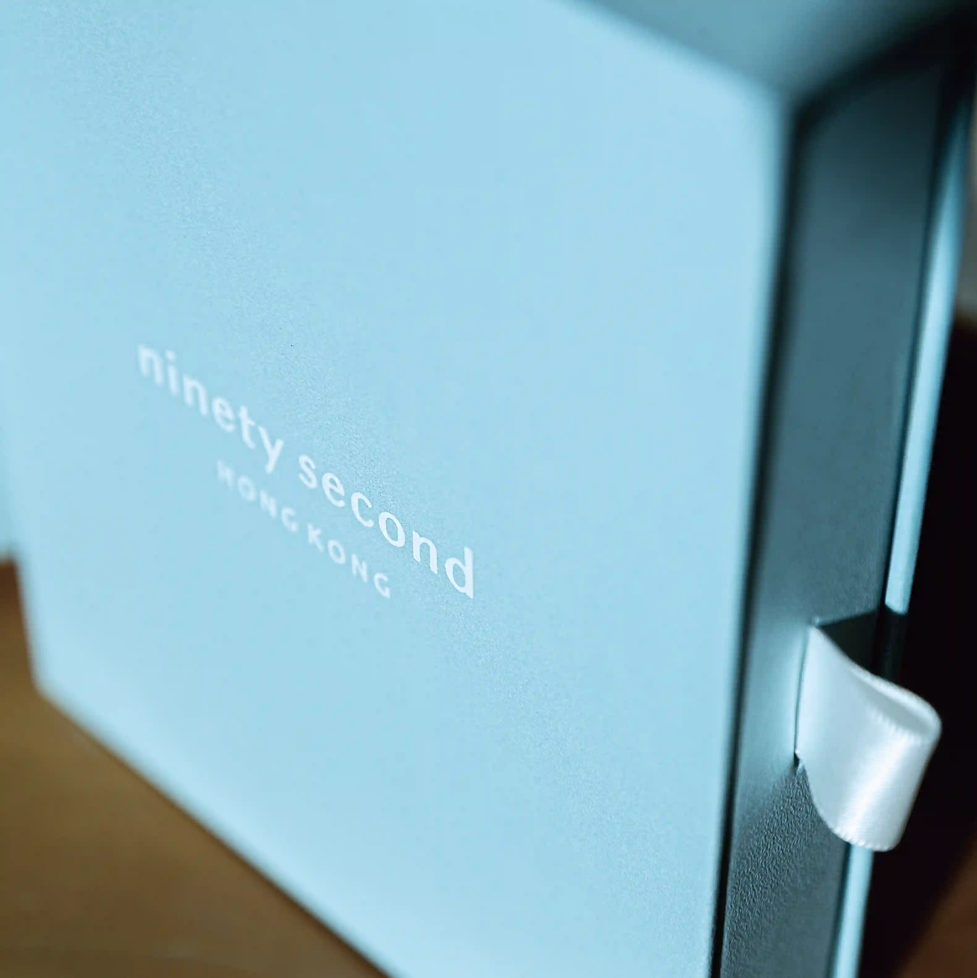 抽屜硬盒包裝設計