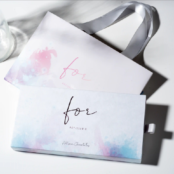 BM Pack packaging company case, For patisserie Hong Kong chocolate brand, gift box with ribbon drawstring, ribbon tote bag, gift basket packaging.